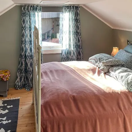 3 Bedroom Awesome In בית נופש