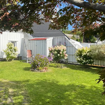 3 Bedroom Awesome In * Arendal