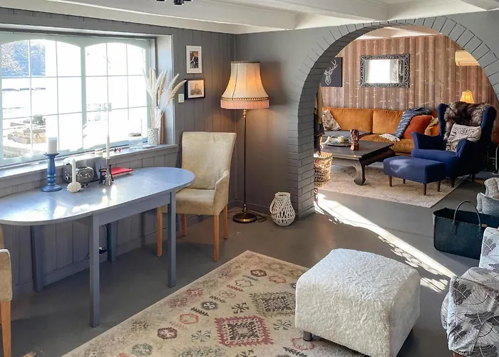 度假居 3 Bedroom Awesome In 阿伦达尔