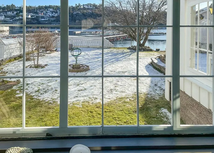 3 Bedroom Awesome In *